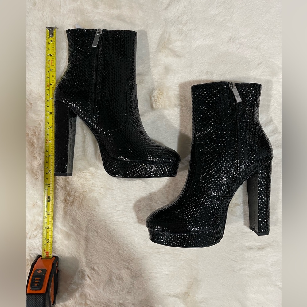Ankle boots